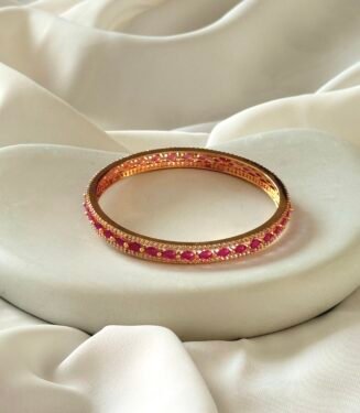 Emerald Petal Gold Bangle