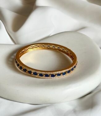 Emerald Petal Gold Bangle