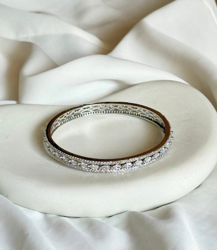 Silver stoned bangle